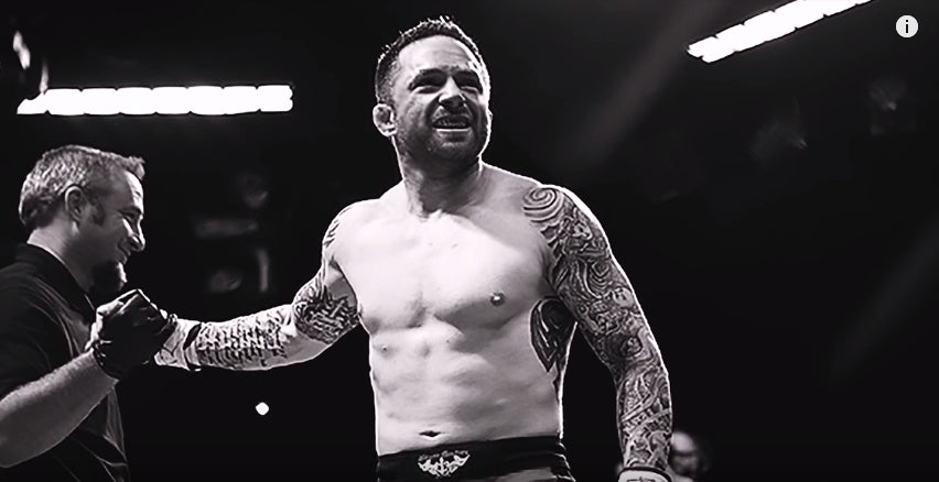 Chad Robichaux นักกีฬา MMA  และ ประธานและผู้ก่อตั้งมูลนิธิ Mighty Oaks